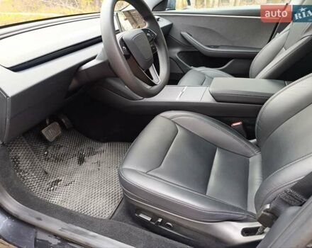 Сірий Тесла Модель 3, об'ємом двигуна 0 л та пробігом 32 тис. км за 25800 $, фото 12 на Automoto.ua
