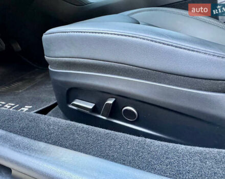 Сірий Тесла Модель 3, об'ємом двигуна 0 л та пробігом 5 тис. км за 29500 $, фото 47 на Automoto.ua