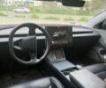 Серый Тесла Модель 3, объемом двигателя 0 л и пробегом 80 тыс. км за 23800 $, фото 5 на Automoto.ua