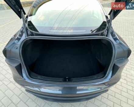 Серый Тесла Модель 3, объемом двигателя 0 л и пробегом 1 тыс. км за 25800 $, фото 37 на Automoto.ua