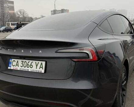 Серый Тесла Модель 3, объемом двигателя 0 л и пробегом 6 тыс. км за 26100 $, фото 2 на Automoto.ua