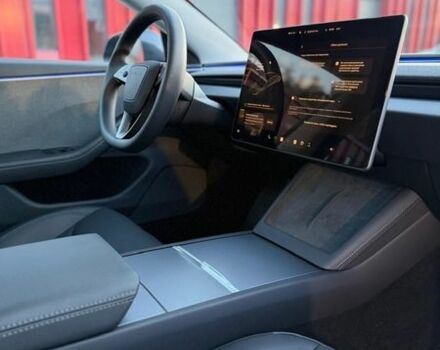 Серый Тесла Модель 3, объемом двигателя 0 л и пробегом 4 тыс. км за 25800 $, фото 28 на Automoto.ua