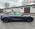 Серый Тесла Модель 3, объемом двигателя 0 л и пробегом 5 тыс. км за 28500 $, фото 3 на Automoto.ua