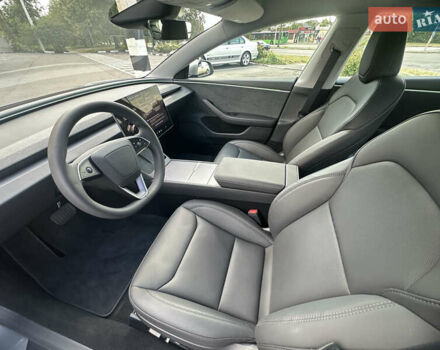 Тесла Модель 3 2024 у Харкові на Automoto.ua Сірий Тесла Модель 3, об'ємом двигуна 0 л та пробігом 1 тис. км за 36800 $, фото 10 на Automoto.ua