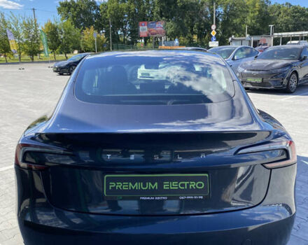 Тесла Модель 3 2024 у Києві на Automoto.ua Сірий Тесла Модель 3, об'ємом двигуна 0 л та пробігом 7 тис. км за 28500 $, фото 4 на Automoto.ua