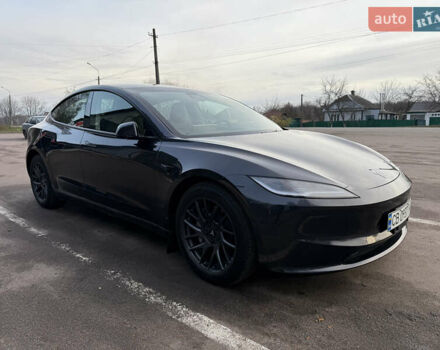 Серый Тесла Модель 3, объемом двигателя 0 л и пробегом 7 тыс. км за 32000 $, фото 2 на Automoto.ua