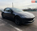 Серый Тесла Модель 3, объемом двигателя 0 л и пробегом 7 тыс. км за 32000 $, фото 2 на Automoto.ua