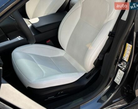 Серый Тесла Модель 3, объемом двигателя 0 л и пробегом 39 тыс. км за 31499 $, фото 12 на Automoto.ua