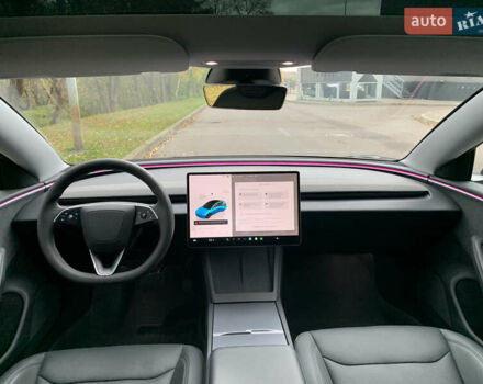 Серый Тесла Модель 3, объемом двигателя 0 л и пробегом 22 тыс. км за 32500 $, фото 13 на Automoto.ua