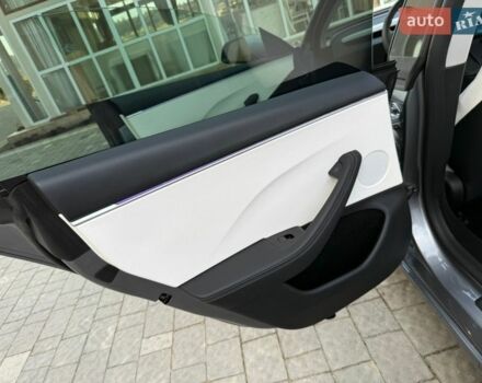 Сірий Тесла Модель 3, об'ємом двигуна 0 л та пробігом 8 тис. км за 25990 $, фото 55 на Automoto.ua
