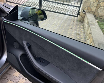 Серый Тесла Модель 3, объемом двигателя 0 л и пробегом 3 тыс. км за 27000 $, фото 27 на Automoto.ua