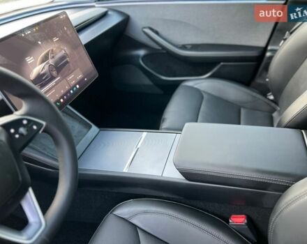 Серый Тесла Модель 3, объемом двигателя 0 л и пробегом 1 тыс. км за 25800 $, фото 23 на Automoto.ua