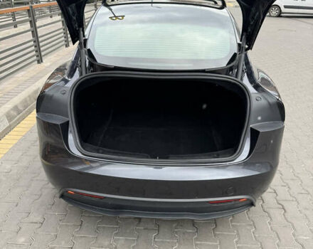 Серый Тесла Модель 3, объемом двигателя 0 л и пробегом 14 тыс. км за 35900 $, фото 9 на Automoto.ua