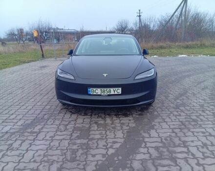 Серый Тесла Модель 3, объемом двигателя 0 л и пробегом 18 тыс. км за 32000 $, фото 4 на Automoto.ua