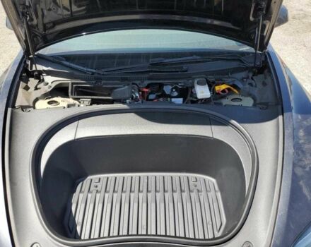 Серый Тесла Модель 3, объемом двигателя 0 л и пробегом 6 тыс. км за 12000 $, фото 10 на Automoto.ua