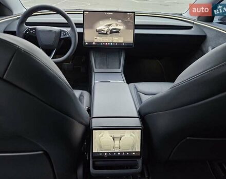 Серый Тесла Модель 3, объемом двигателя 0 л и пробегом 23 тыс. км за 29900 $, фото 26 на Automoto.ua