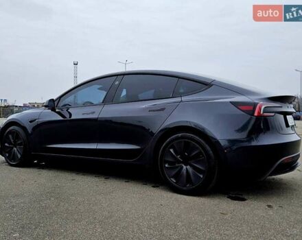 Серый Тесла Модель 3, объемом двигателя 0 л и пробегом 23 тыс. км за 29900 $, фото 4 на Automoto.ua