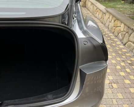 Серый Тесла Модель 3, объемом двигателя 0 л и пробегом 3 тыс. км за 27000 $, фото 21 на Automoto.ua