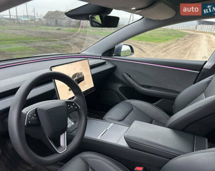 Сірий Тесла Модель 3, об'ємом двигуна 0 л та пробігом 70 тис. км за 26200 $, фото 21 на Automoto.ua