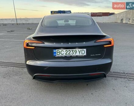 Серый Тесла Модель 3, объемом двигателя 0 л и пробегом 14 тыс. км за 29800 $, фото 6 на Automoto.ua