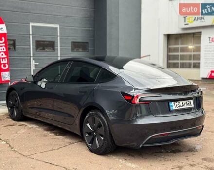 Серый Тесла Модель 3, объемом двигателя 0 л и пробегом 12 тыс. км за 31999 $, фото 7 на Automoto.ua