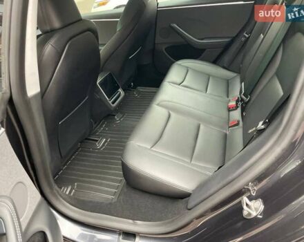 Сірий Тесла Модель 3, об'ємом двигуна 0 л та пробігом 8 тис. км за 29950 $, фото 45 на Automoto.ua