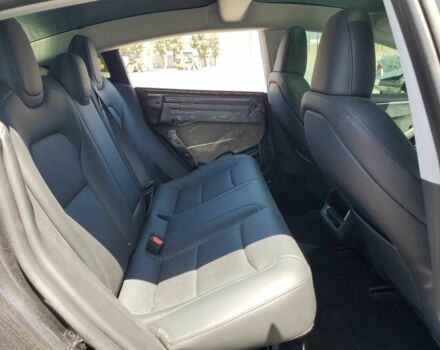 Серый Тесла Модель 3, объемом двигателя 0 л и пробегом 6 тыс. км за 12000 $, фото 9 на Automoto.ua