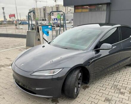 Серый Тесла Модель 3, объемом двигателя 0 л и пробегом 8 тыс. км за 32500 $, фото 7 на Automoto.ua
