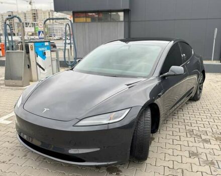 Серый Тесла Модель 3, объемом двигателя 0 л и пробегом 8 тыс. км за 32500 $, фото 1 на Automoto.ua