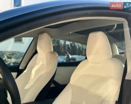 Серый Тесла Модель 3, объемом двигателя 0 л и пробегом 6 тыс. км за 34999 $, фото 12 на Automoto.ua