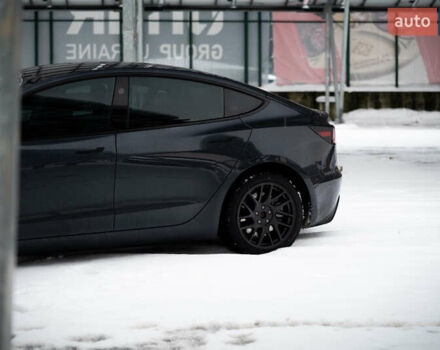 Серый Тесла Модель 3, объемом двигателя 0 л и пробегом 8 тыс. км за 28100 $, фото 19 на Automoto.ua