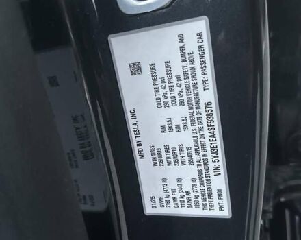 Серый Тесла Модель 3, объемом двигателя 0 л и пробегом 5 тыс. км за 28500 $, фото 21 на Automoto.ua