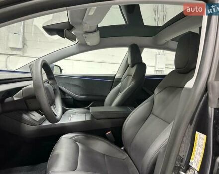 Сірий Тесла Модель 3, об'ємом двигуна 0 л та пробігом 12 тис. км за 9800 $, фото 13 на Automoto.ua