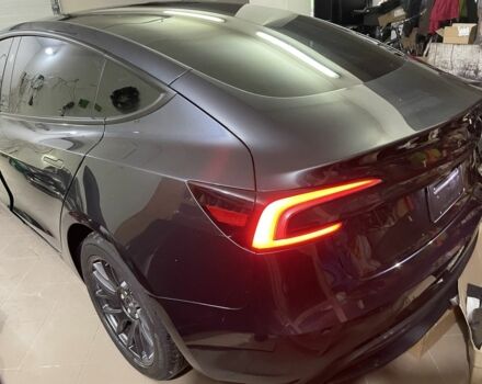 Серый Тесла Модель 3, объемом двигателя 0 л и пробегом 2 тыс. км за 27300 $, фото 11 на Automoto.ua