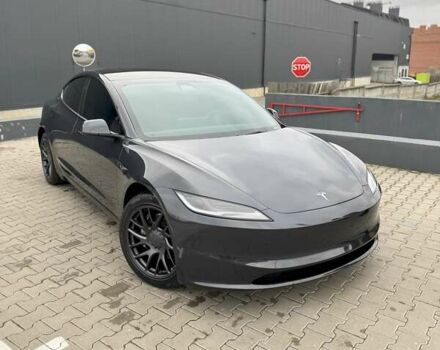 Серый Тесла Модель 3, объемом двигателя 0 л и пробегом 8 тыс. км за 32500 $, фото 9 на Automoto.ua