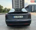 Серый Тесла Модель 3, объемом двигателя 0 л и пробегом 14 тыс. км за 28500 $, фото 4 на Automoto.ua