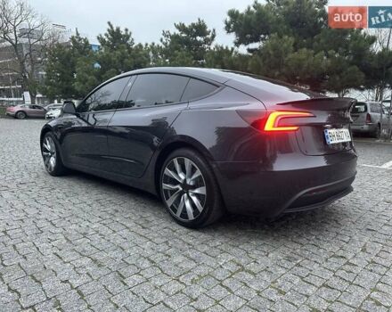 Серый Тесла Модель 3, объемом двигателя 0 л и пробегом 5 тыс. км за 28500 $, фото 4 на Automoto.ua