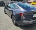 Серый Тесла Модель 3, объемом двигателя 0 л и пробегом 18 тыс. км за 26800 $, фото 3 на Automoto.ua