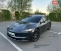 Серый Тесла Модель 3, объемом двигателя 0 л и пробегом 18 тыс. км за 28900 $, фото 6 на Automoto.ua