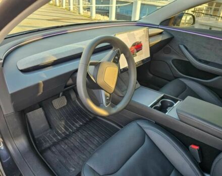 Серый Тесла Модель 3, объемом двигателя 0 л и пробегом 1 тыс. км за 13000 $, фото 6 на Automoto.ua