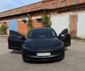 Серый Тесла Модель 3, объемом двигателя 0 л и пробегом 5 тыс. км за 27599 $, фото 1 на Automoto.ua