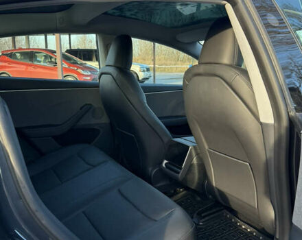 Сірий Тесла Модель 3, об'ємом двигуна 0 л та пробігом 2 тис. км за 32000 $, фото 21 на Automoto.ua