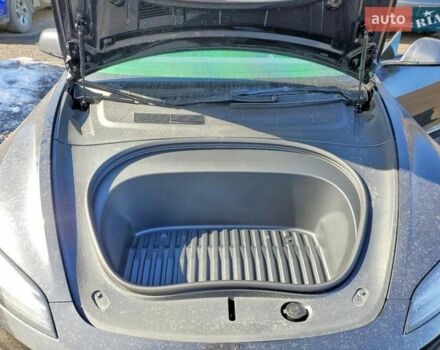 Серый Тесла Модель 3, объемом двигателя 0 л и пробегом 8 тыс. км за 10500 $, фото 10 на Automoto.ua