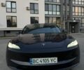 Серый Тесла Модель 3, объемом двигателя 0 л и пробегом 1 тыс. км за 27300 $, фото 1 на Automoto.ua