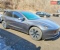 Серый Тесла Модель 3, объемом двигателя 0 л и пробегом 8 тыс. км за 10500 $, фото 2 на Automoto.ua