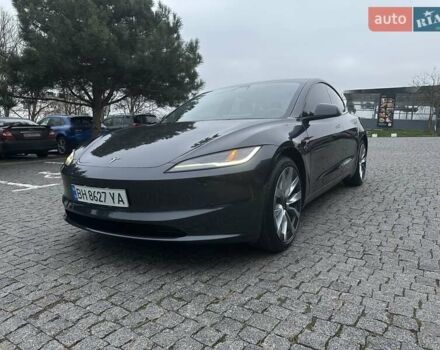 Серый Тесла Модель 3, объемом двигателя 0 л и пробегом 5 тыс. км за 28500 $, фото 2 на Automoto.ua