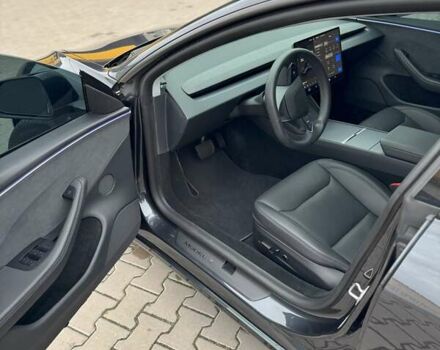 Серый Тесла Модель 3, объемом двигателя 0 л и пробегом 8 тыс. км за 32500 $, фото 14 на Automoto.ua