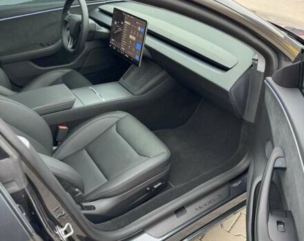 Серый Тесла Модель 3, объемом двигателя 0 л и пробегом 8 тыс. км за 32500 $, фото 21 на Automoto.ua