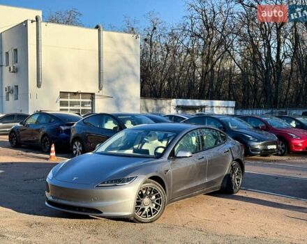 Серый Тесла Модель 3, объемом двигателя 0 л и пробегом 6 тыс. км за 34999 $, фото 1 на Automoto.ua