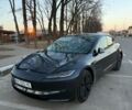 Серый Тесла Модель 3, объемом двигателя 0 л и пробегом 5 тыс. км за 28300 $, фото 2 на Automoto.ua